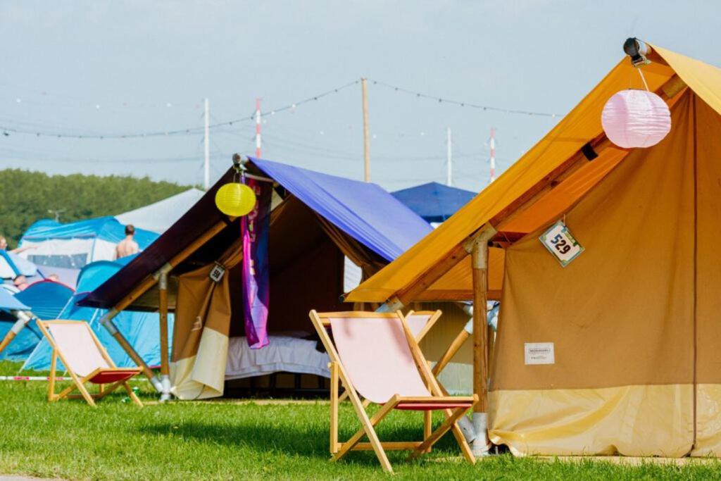 100 Jaar Tt Circuit Assen 2025 Glamping Incl Stroom Εξωτερικό φωτογραφία