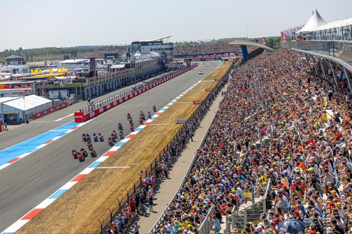 100 Jaar Tt Circuit Assen 2025 Glamping Incl Stroom Εξωτερικό φωτογραφία