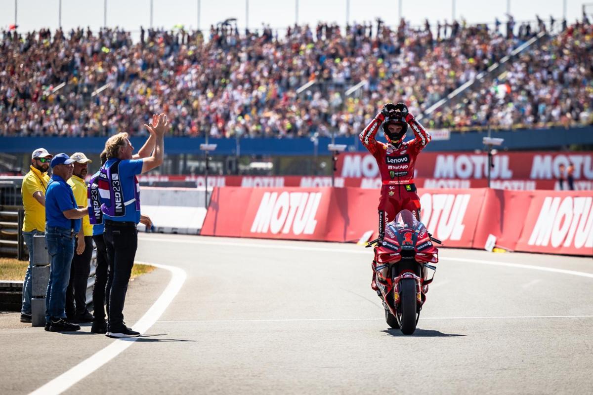 100 Jaar Tt Circuit Assen 2025 Glamping Incl Stroom Εξωτερικό φωτογραφία